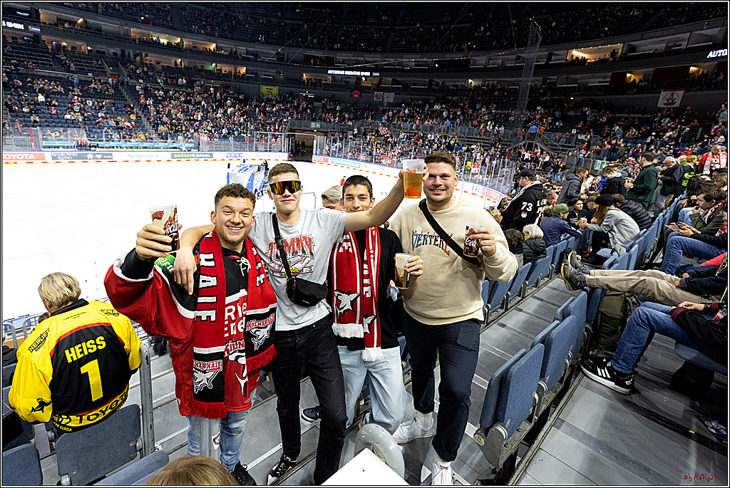 PENNY DEL;  Kölner Haie - Grizzly Wolfsburg; Köln, 26.10.2022